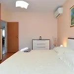 Apartments Rocka 1195