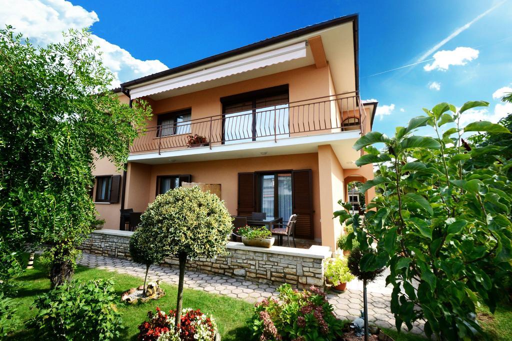 Apartman Rocka 1195 *