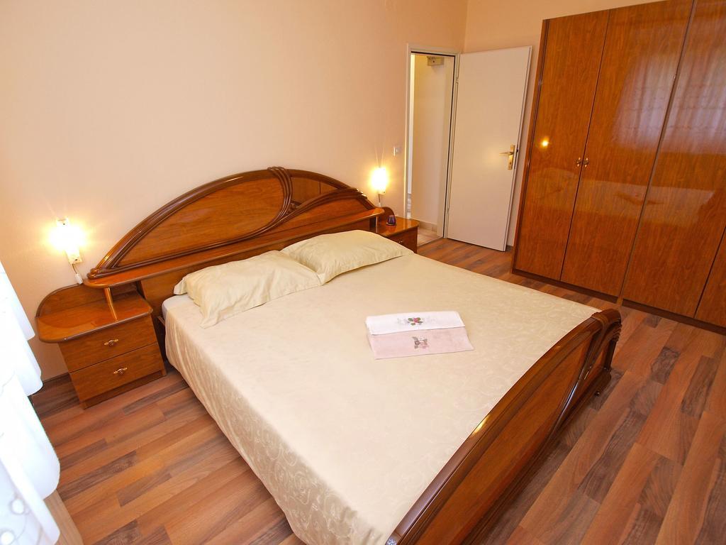 Rocka 1195 Apartment *
