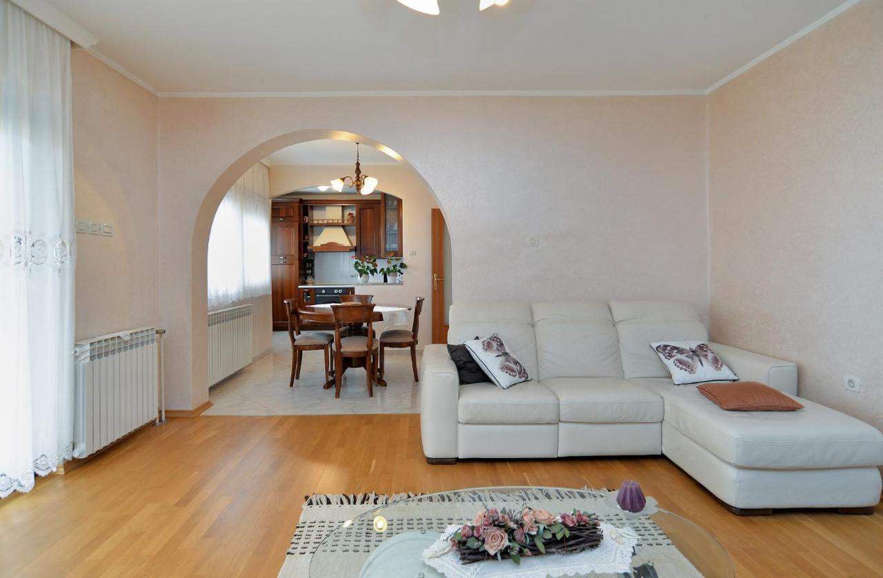Rocka 1195 Apartman Porec