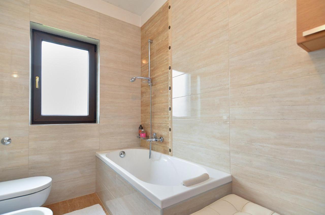 Rocka 1195 Apartman